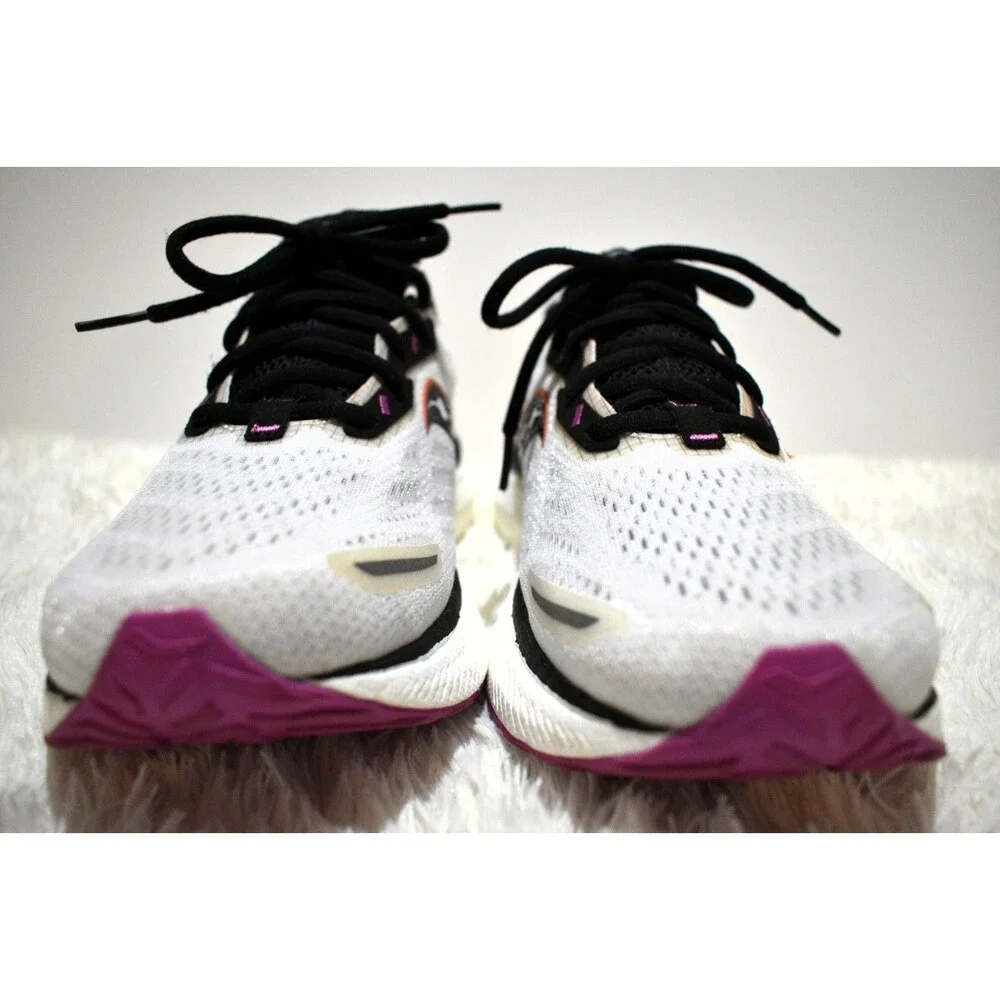 Saucony Women's Triumph 19 White Running Shoes Reverie S10678-40 Women's Size 11
